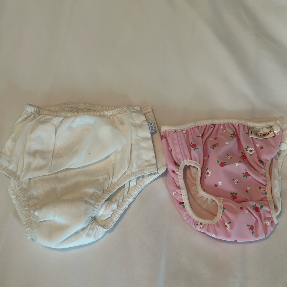 Reusable swim diapers
